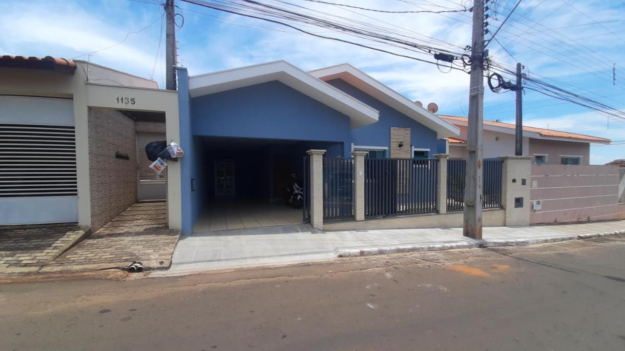 Casa Linda 2 Suite + 1 Quarto + 1 Banheiro Itarare Exterior photo